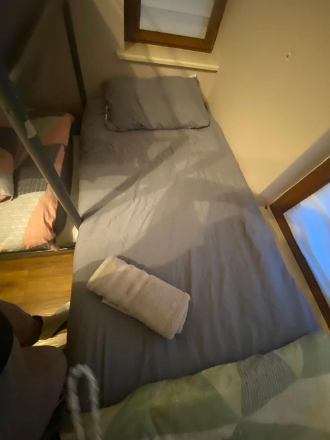 Dublin Airport Big Rooms With Bathroom Outside Room - Kitchen Only 7 Days Reservation Экстерьер фото
