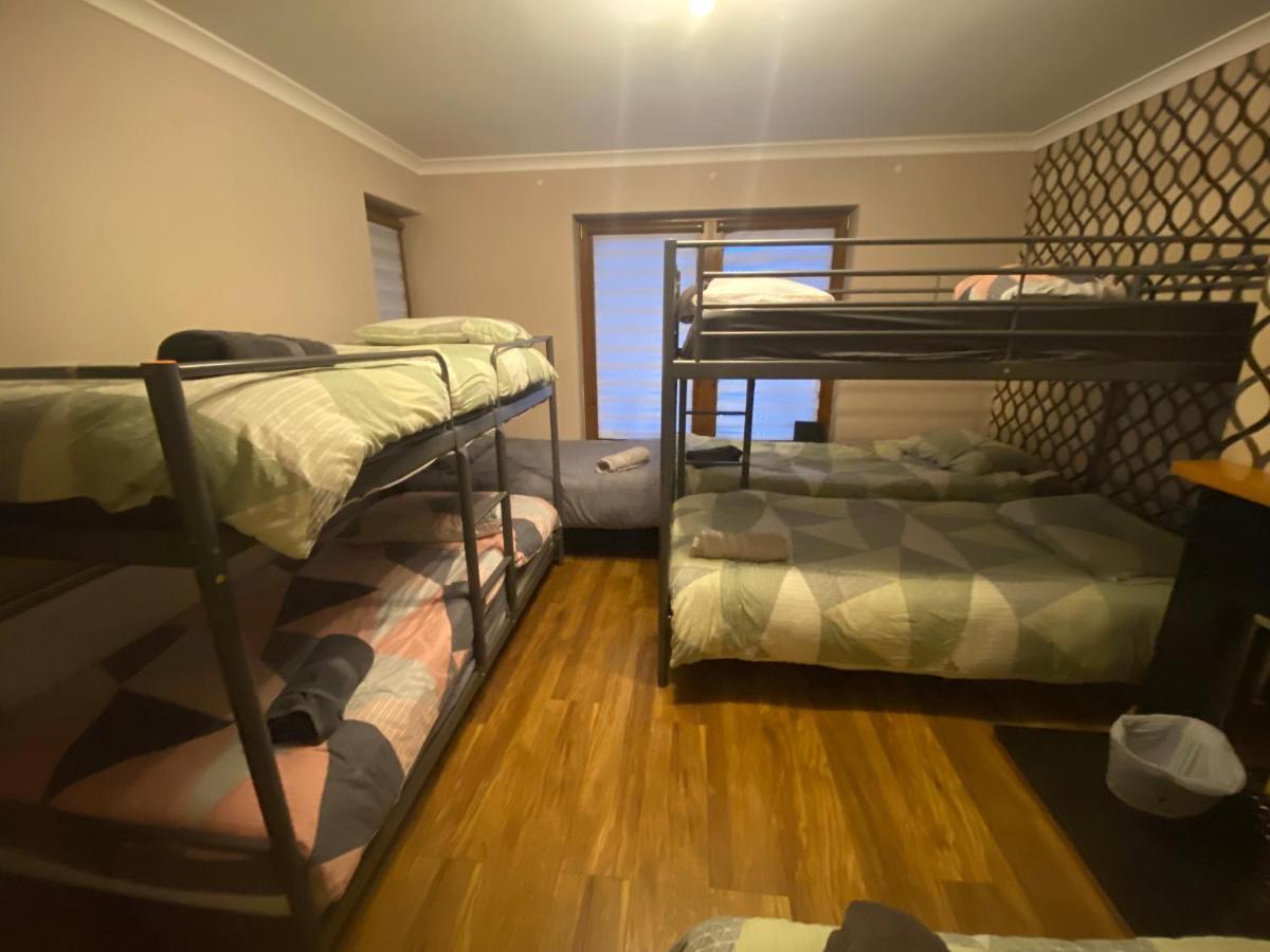 Dublin Airport Big Rooms With Bathroom Outside Room - Kitchen Only 7 Days Reservation Экстерьер фото