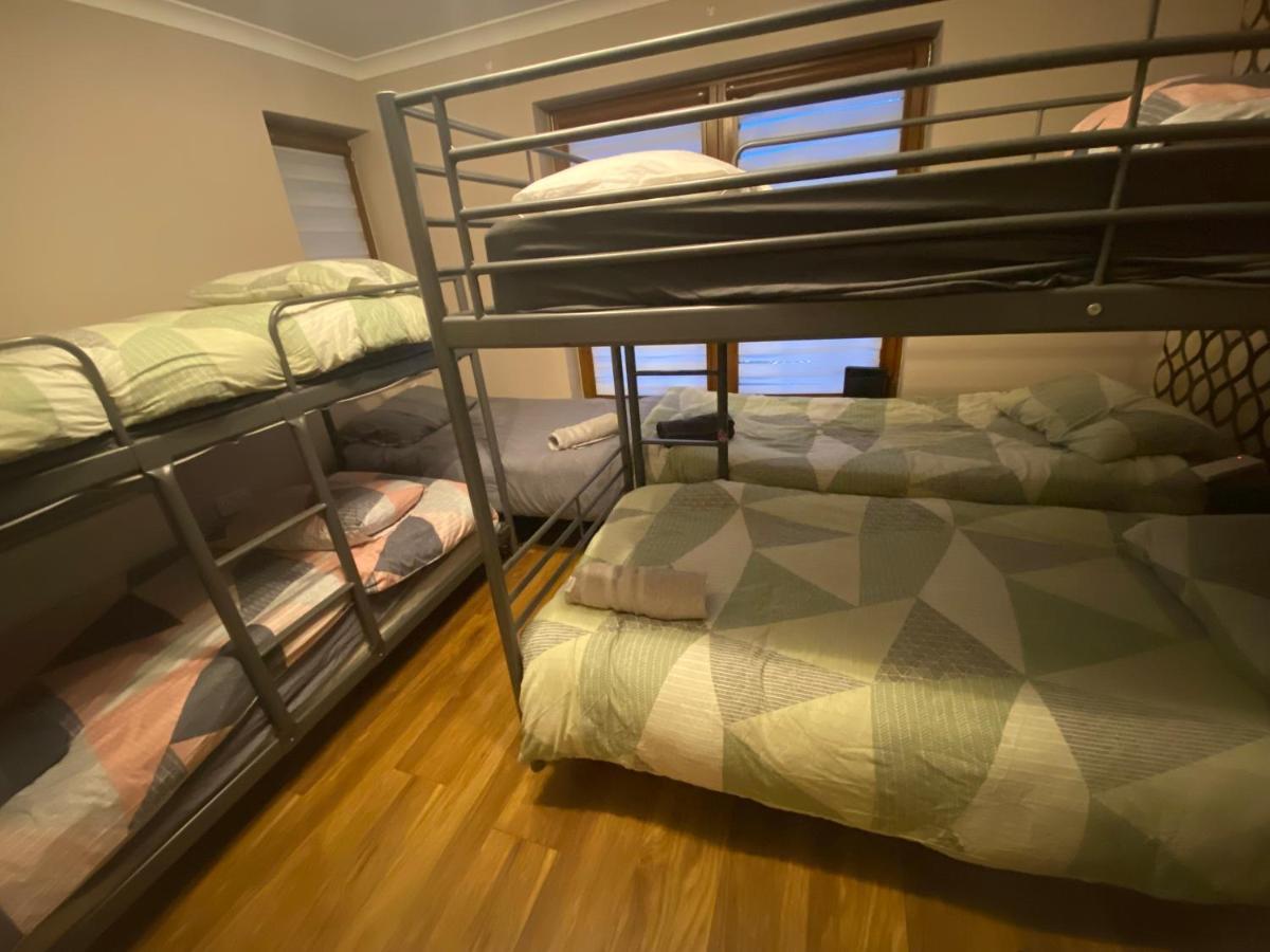 Dublin Airport Big Rooms With Bathroom Outside Room - Kitchen Only 7 Days Reservation Экстерьер фото