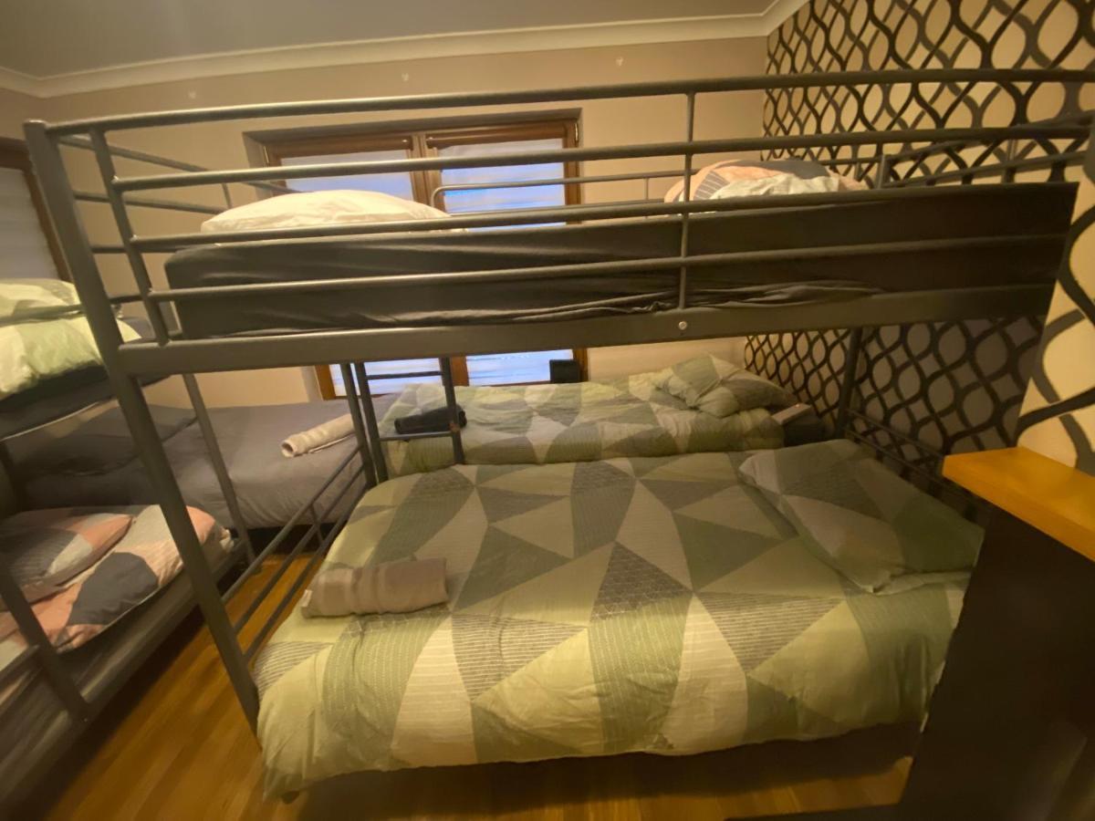 Dublin Airport Big Rooms With Bathroom Outside Room - Kitchen Only 7 Days Reservation Экстерьер фото