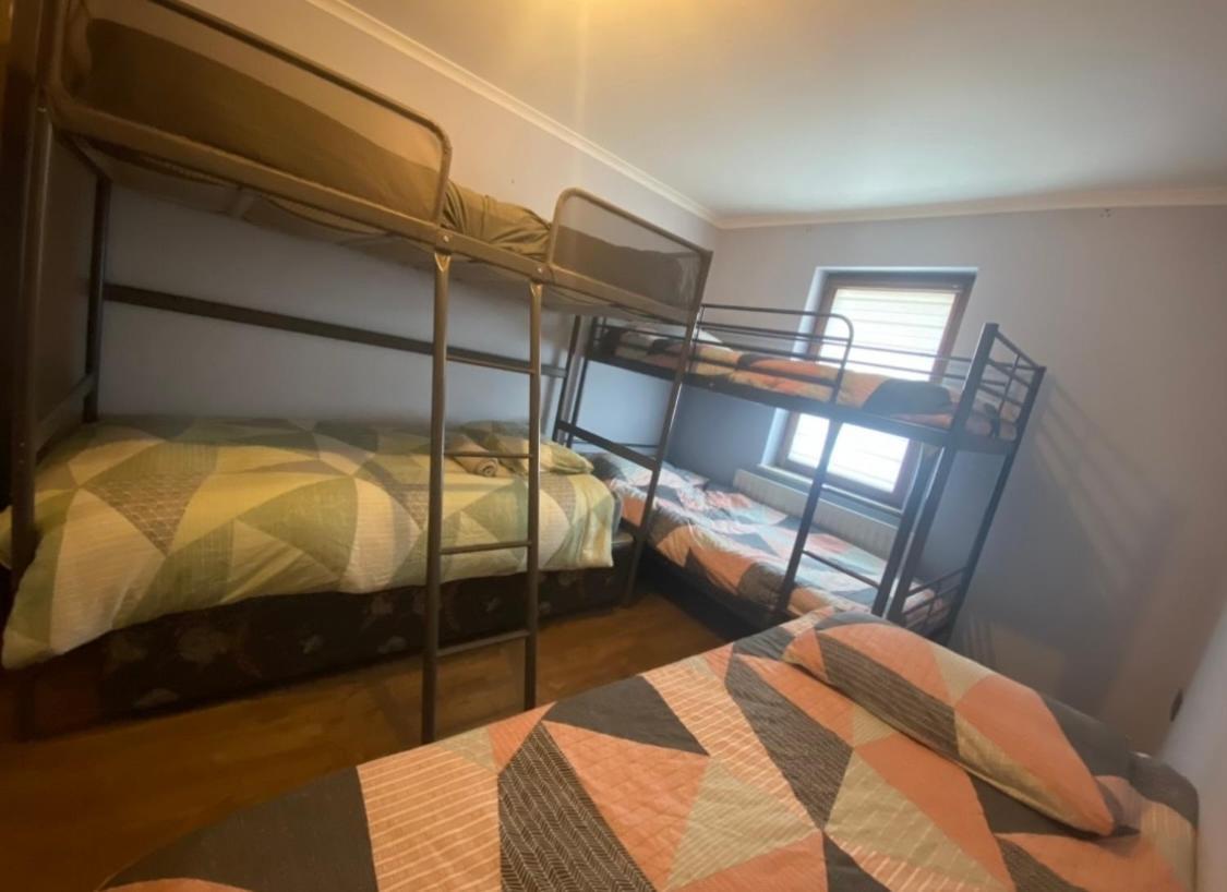 Dublin Airport Big Rooms With Bathroom Outside Room - Kitchen Only 7 Days Reservation Экстерьер фото
