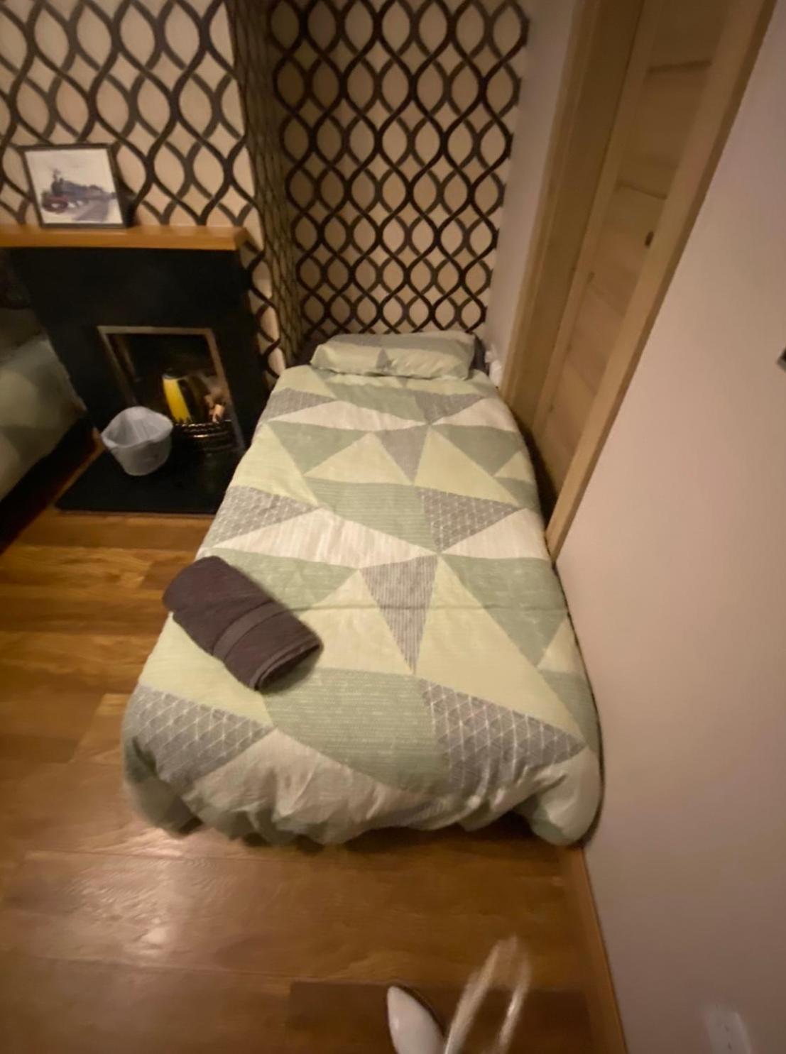 Dublin Airport Big Rooms With Bathroom Outside Room - Kitchen Only 7 Days Reservation Экстерьер фото