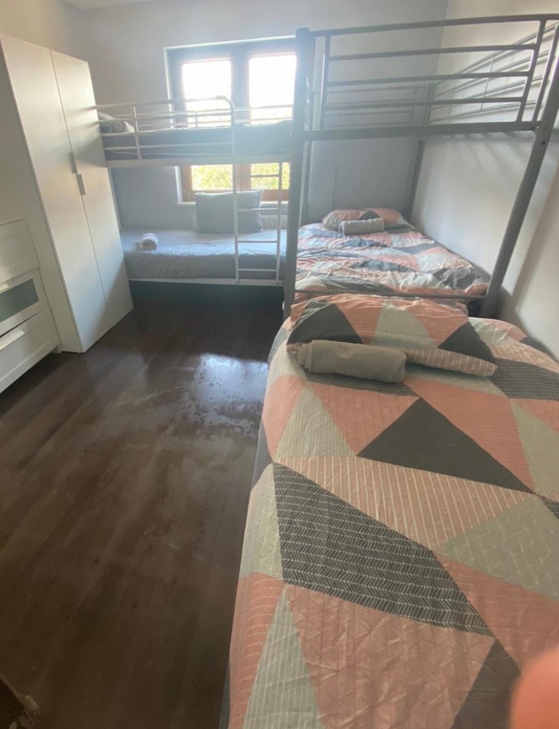 Dublin Airport Big Rooms With Bathroom Outside Room - Kitchen Only 7 Days Reservation Экстерьер фото
